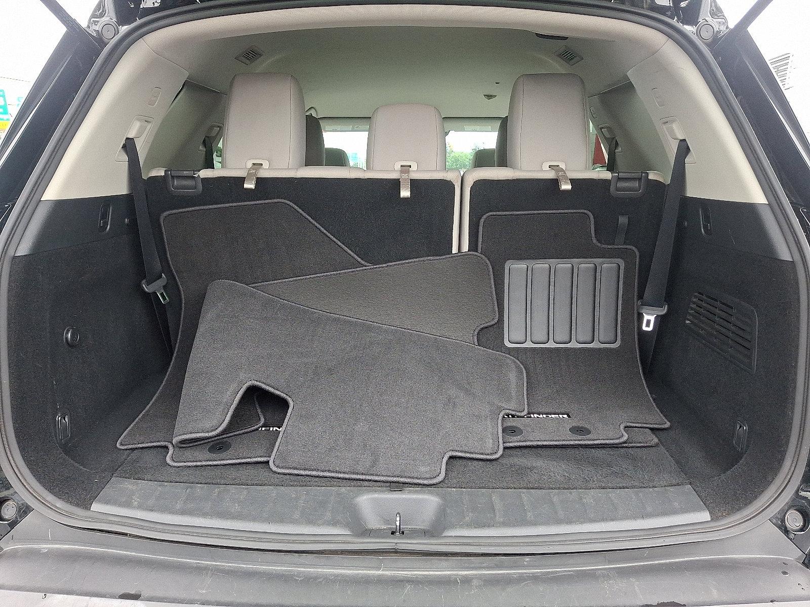 2022 Nissan Pathfinder Vehicle Photo in Harrisburg, PA 17111-1033