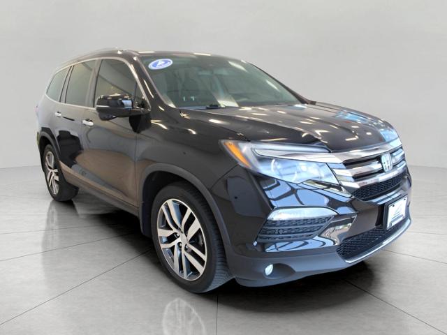 2017 Honda Pilot Vehicle Photo in Green Bay, WI 54304