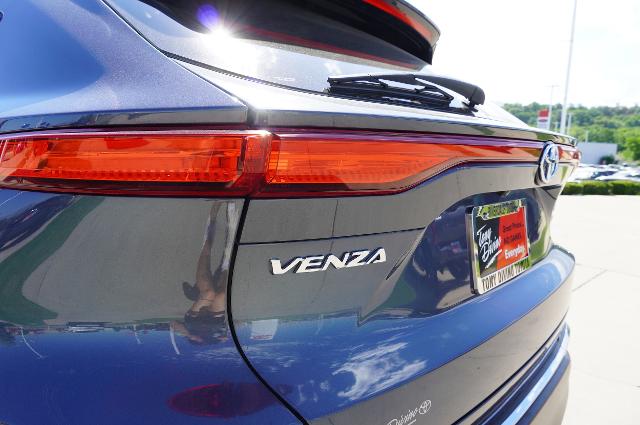 2022 Toyota Venza Vehicle Photo in Riverdale, UT 84405