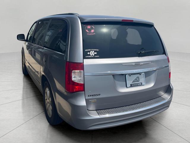 2016 Chrysler Town & Country Vehicle Photo in Appleton, WI 54913