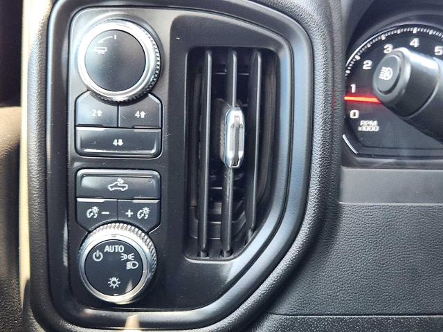 2024 GMC Sierra 3500 HD CC Vehicle Photo in DENTON, TX 76210-9321
