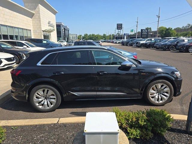 2022 Audi e-tron S Vehicle Photo in TREVOSE, PA 19053-4984