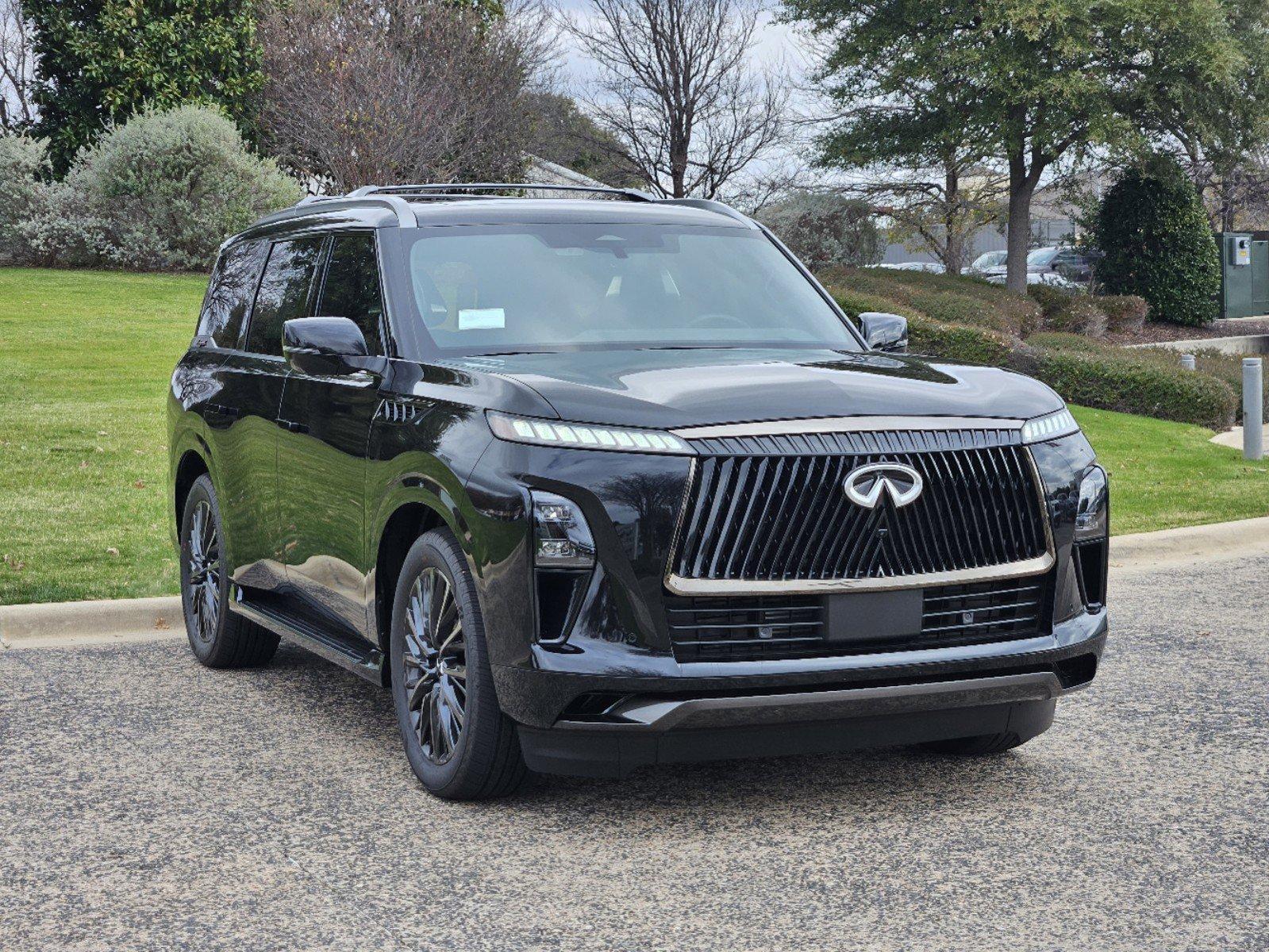 2025 INFINITI QX80 Vehicle Photo in Fort Worth, TX 76132