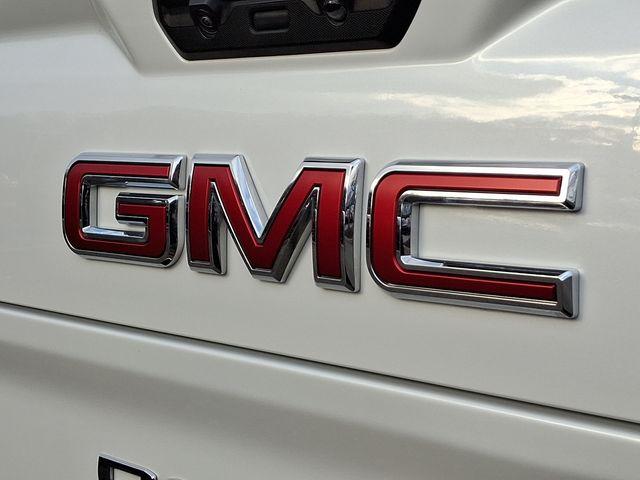 2024 GMC Sierra 1500 Vehicle Photo in WATERTOWN, CT 06795-3318