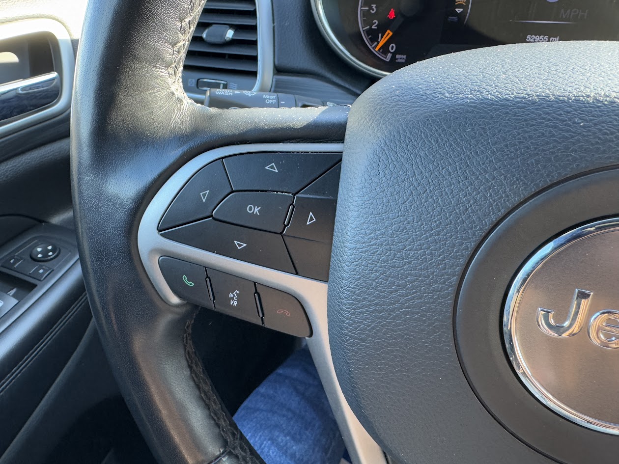 2022 Jeep Grand Cherokee WK Vehicle Photo in BOONVILLE, IN 47601-9633