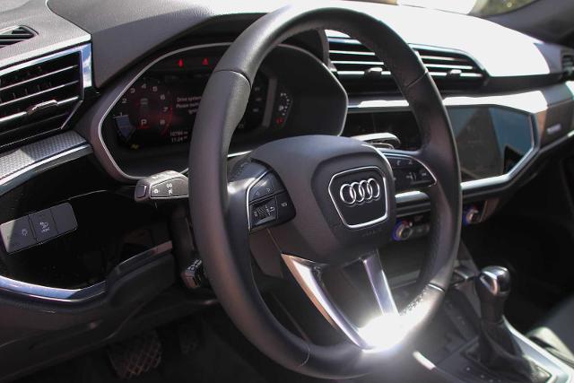 2024 Audi Q3 Vehicle Photo in SUGAR LAND, TX 77478