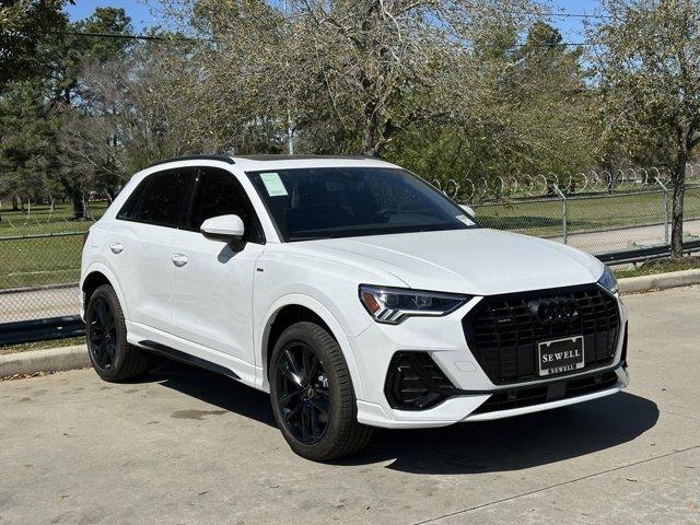 2025 Audi Q3 Vehicle Photo in HOUSTON, TX 77090