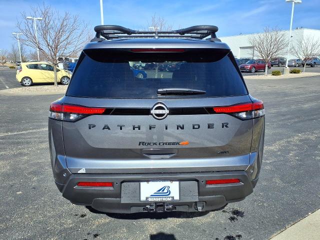 2025 Nissan Pathfinder Vehicle Photo in Oshkosh, WI 54904