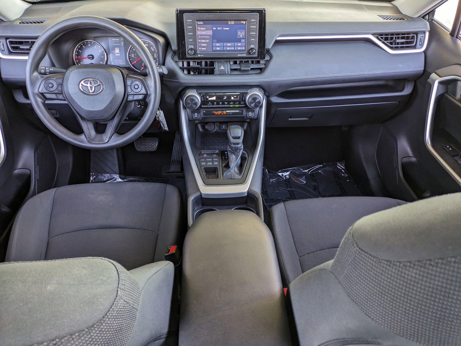 2020 Toyota RAV4 Vehicle Photo in Bradenton, FL 34207