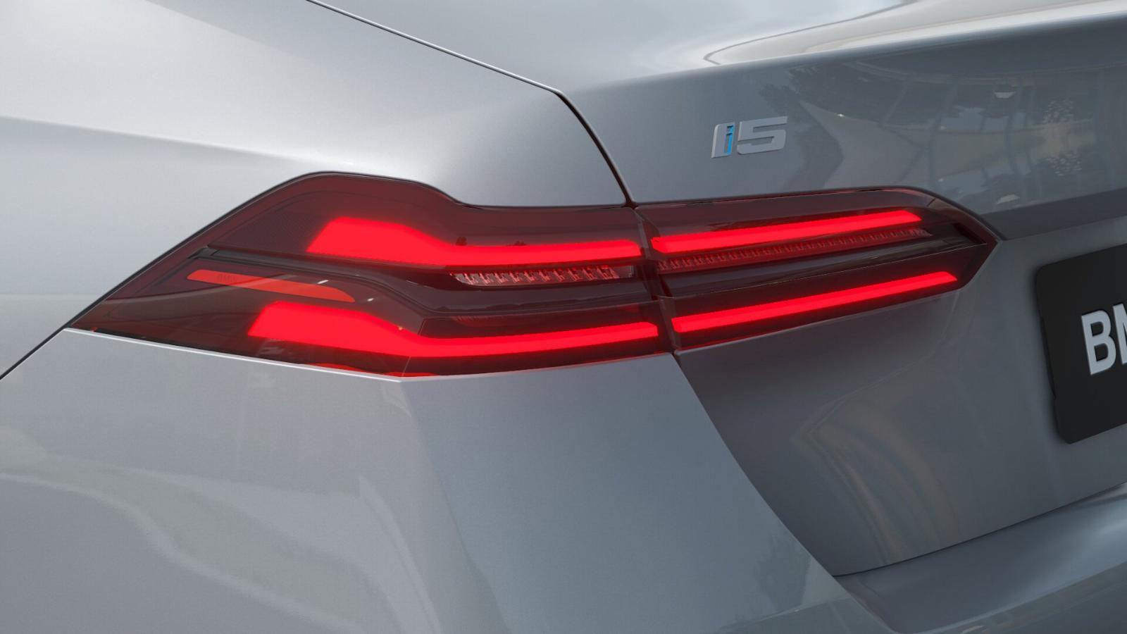 2025 BMW i5 Vehicle Photo in GRAPEVINE, TX 76051