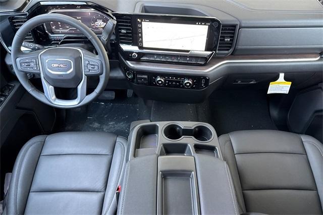 2025 GMC Sierra 2500 HD Vehicle Photo in ELK GROVE, CA 95757-8703