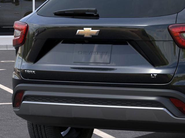 2025 Chevrolet Trax Vehicle Photo in TOPEKA, KS 66609-0000