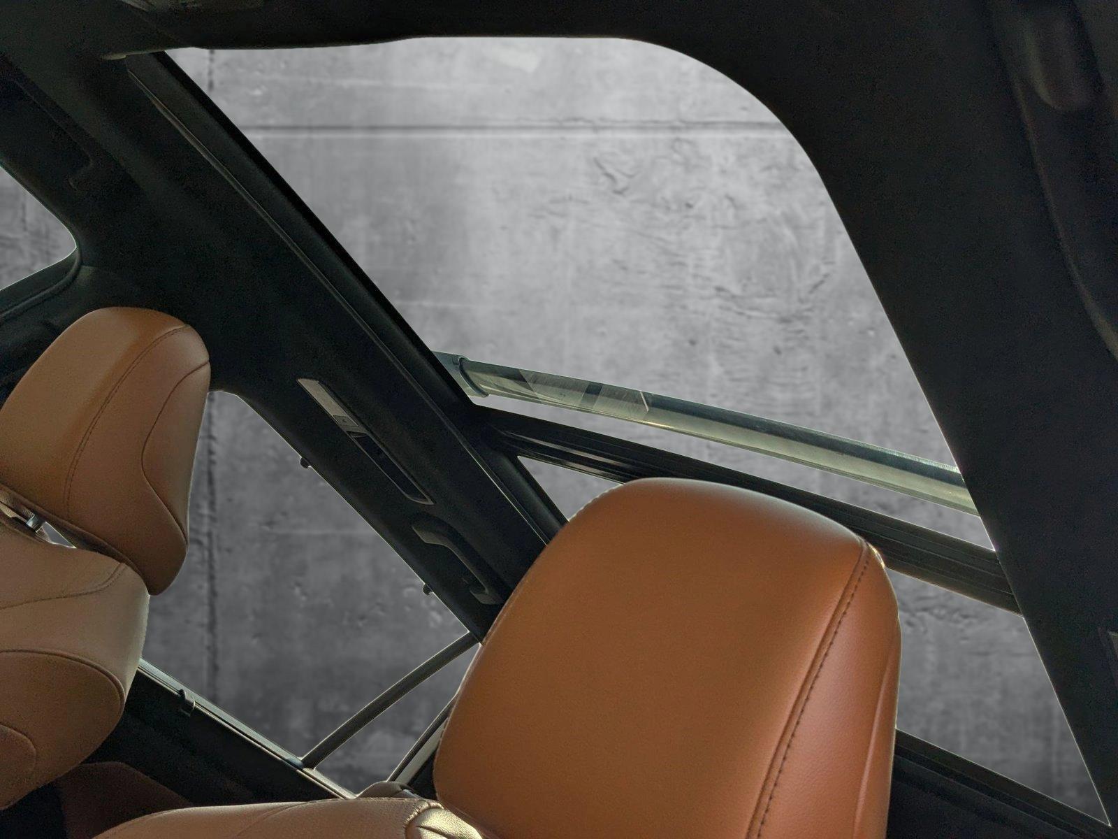 2021 Toyota Highlander Vehicle Photo in Clearwater, FL 33765