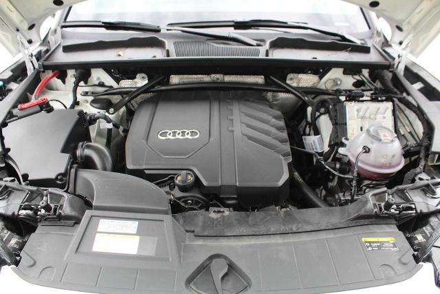 2024 Audi Q5 Vehicle Photo in HOUSTON, TX 77090