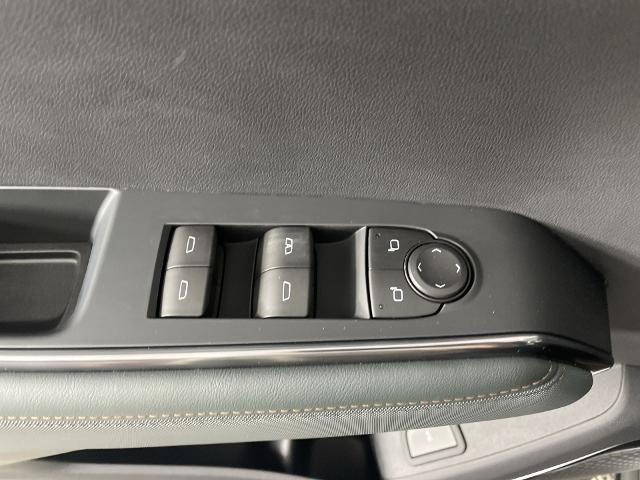 2025 GMC Acadia Vehicle Photo in GILBERT, AZ 85297-0402