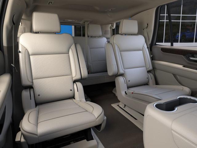 2025 GMC Yukon Vehicle Photo in HENDERSON, NC 27536-2966