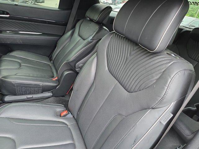 2024 Hyundai PALISADE Vehicle Photo in Pleasant Hills, PA 15236