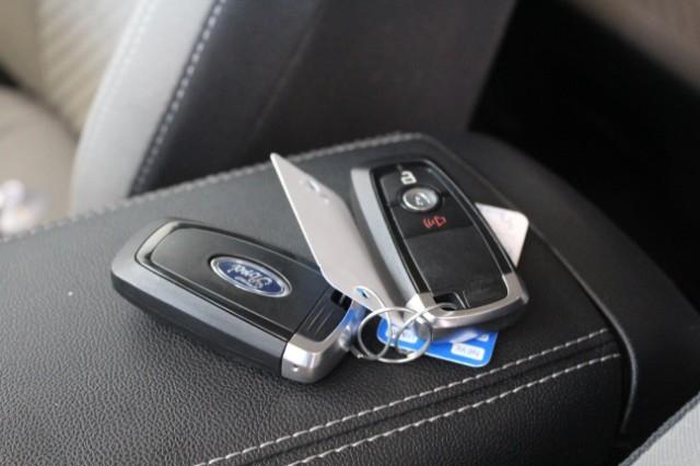 2020 Ford Escape Vehicle Photo in Green Bay, WI 54304