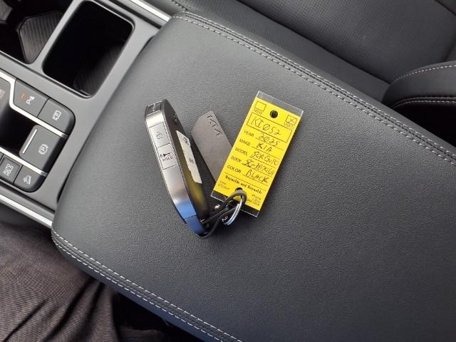 2025 Kia Sorento Vehicle Photo in Oshkosh, WI 54904