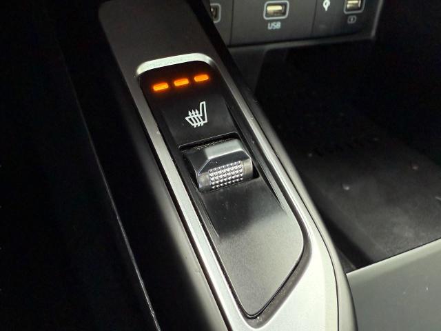 2021 Kia Sorento Hybrid Vehicle Photo in Appleton, WI 54914