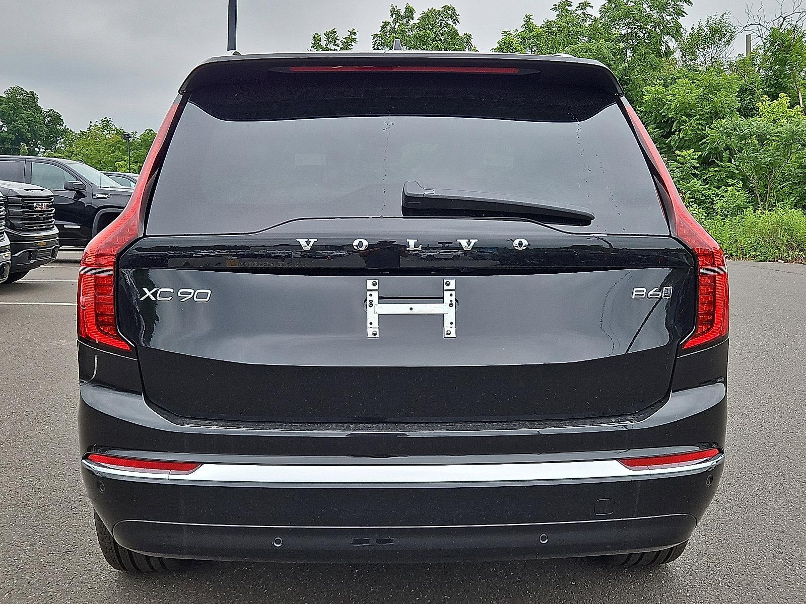 2026 Volvo XC90 Vehicle Photo in Trevose, PA 19053
