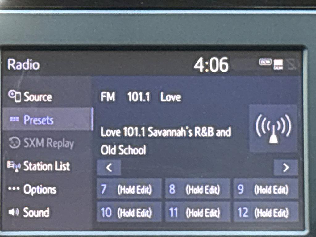 2022 Toyota RAV4 Vehicle Photo in POOLER, GA 31322-3252