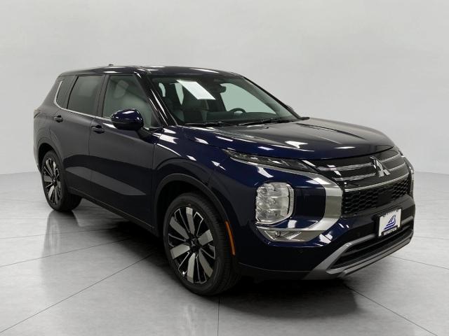 2025 Mitsubishi Outlander Vehicle Photo in Neenah, WI 54956