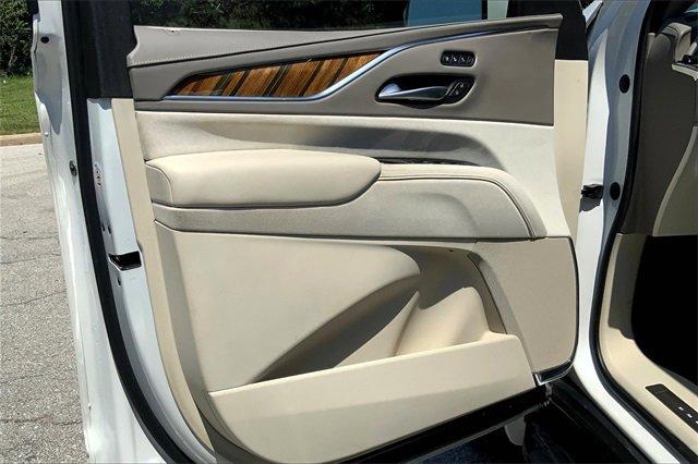 2023 Cadillac Escalade Vehicle Photo in KANSAS CITY, MO 64114-4545
