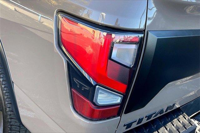 2021 Nissan Titan Vehicle Photo in INDEPENDENCE, MO 64055-1314