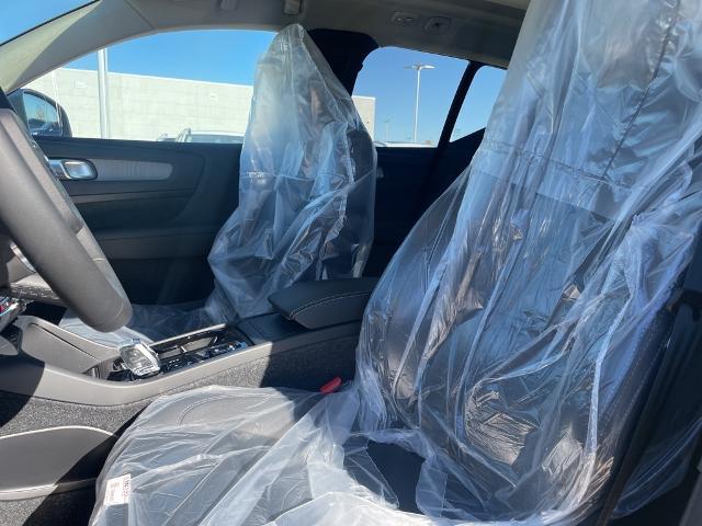 2025 Volvo XC40 Vehicle Photo in Grapevine, TX 76051