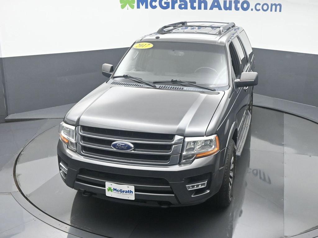 2017 Ford Expedition Vehicle Photo in Cedar Rapids, IA 52402