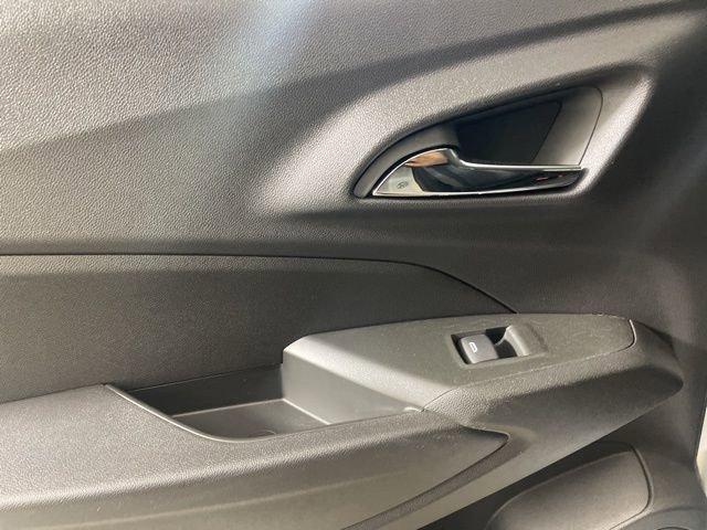 2025 Chevrolet Trax Vehicle Photo in PHOENIX, AZ 85014-3381