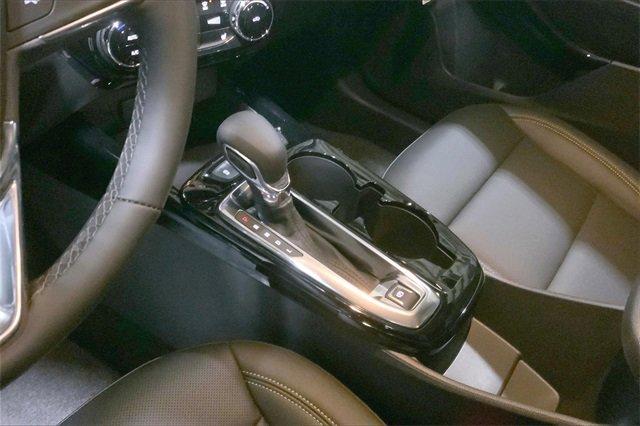 2025 Chevrolet Trax Vehicle Photo in KANSAS CITY, MO 64114-4502