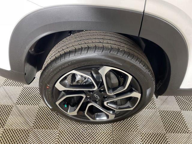 2025 Chevrolet Trax Vehicle Photo in PHOENIX, AZ 85014-3381