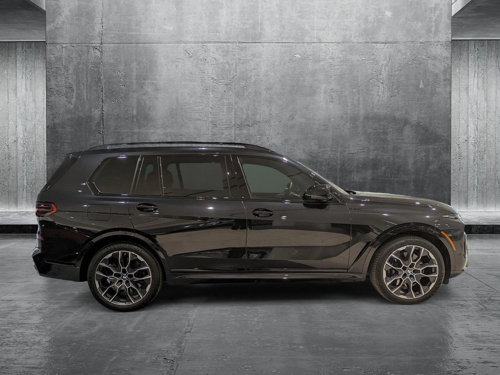 2024 BMW X7 M60i Vehicle Photo in Rockville, MD 20852