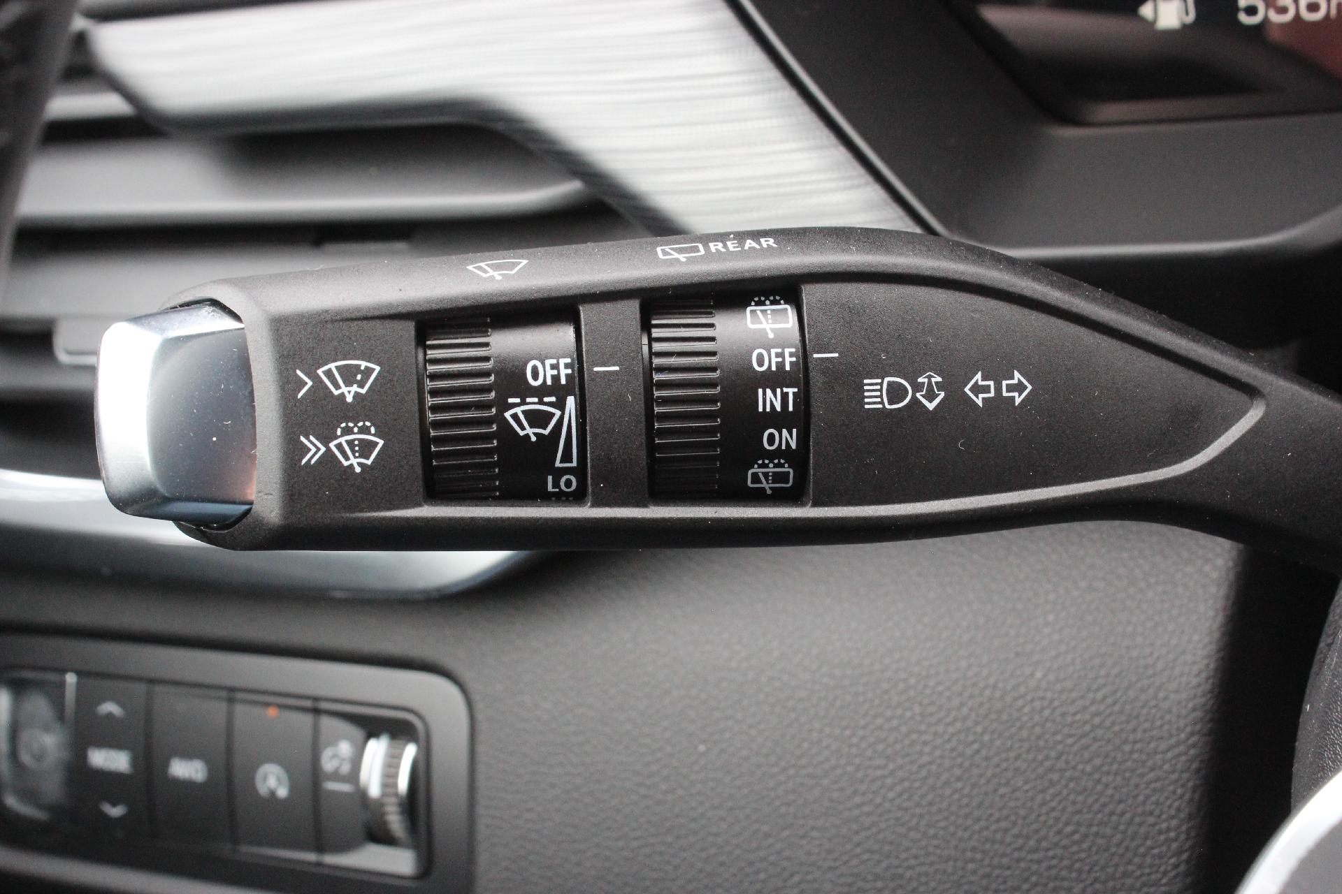 2025 GMC Acadia Vehicle Photo in AURORA, CO 80012-4011