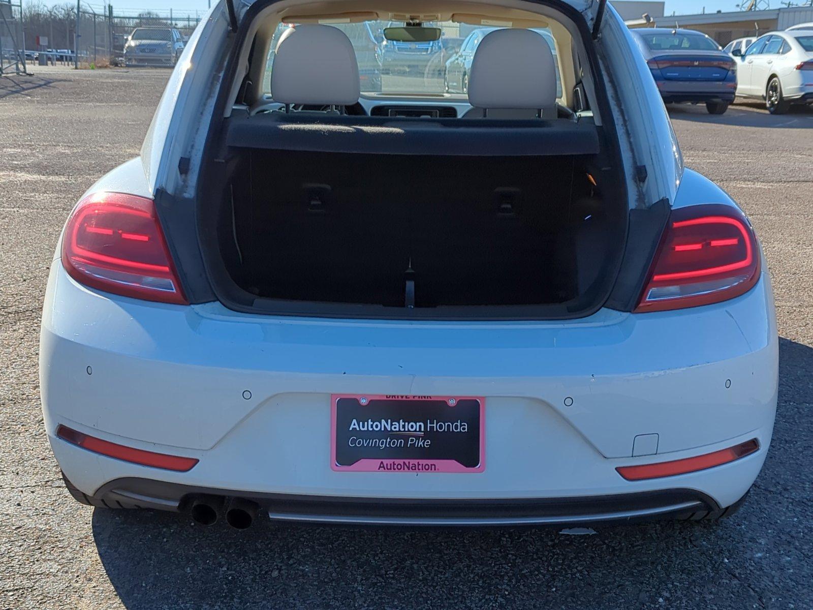 2019 Volkswagen Beetle Vehicle Photo in Memphis, TN 38128