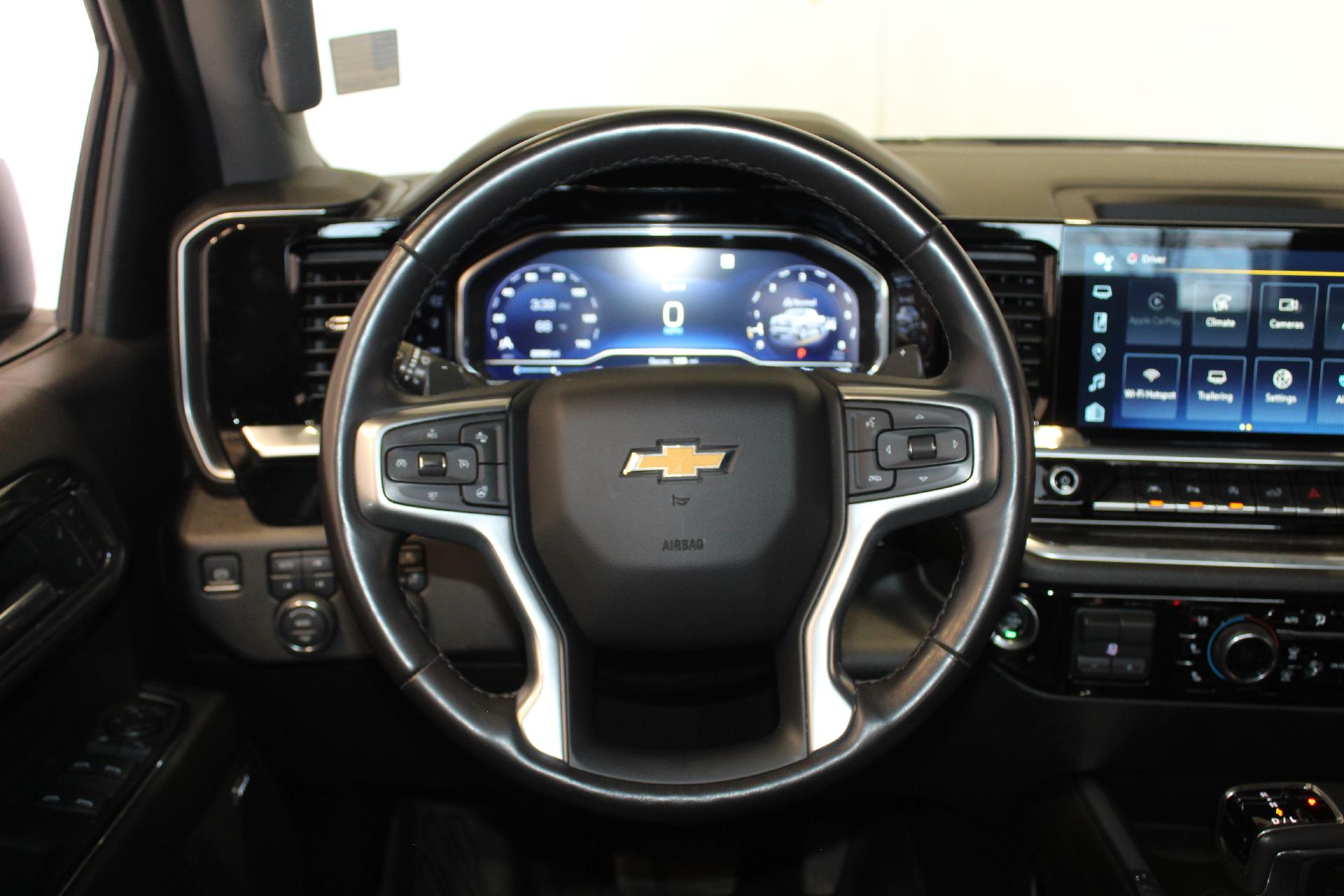 2022 Chevrolet Silverado 1500 Vehicle Photo in NORTHAMPTON, MA 01060-1120