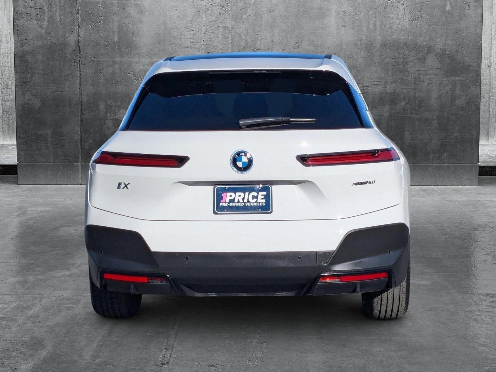 2025 BMW iX Vehicle Photo in VALENCIA, CA 91355-1705
