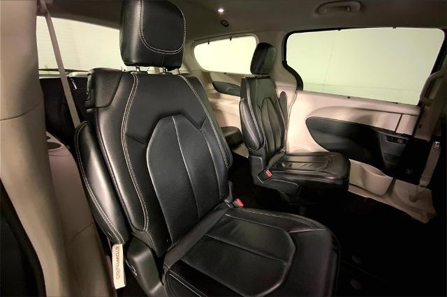 2022 Chrysler Pacifica Vehicle Photo in Kansas City, MO 64114