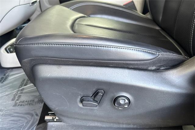 2023 Chrysler Pacifica Vehicle Photo in ELK GROVE, CA 95757-8703