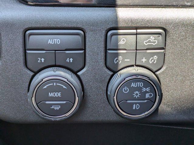 2025 Chevrolet Silverado 1500 Vehicle Photo in BRUNSWICK, GA 31525-1881