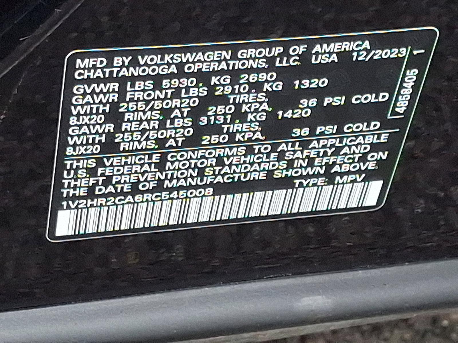2024 Volkswagen Atlas Vehicle Photo in Trevose, PA 19053