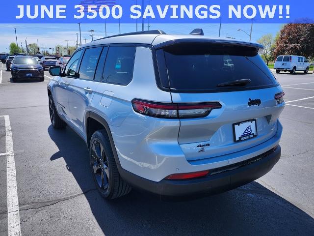 2023 Jeep Grand Cherokee L Vehicle Photo in GREEN BAY, WI 54304-5303
