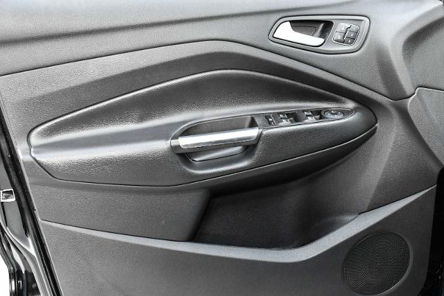 2018 Ford Escape Vehicle Photo in DALLAS, TX 75235