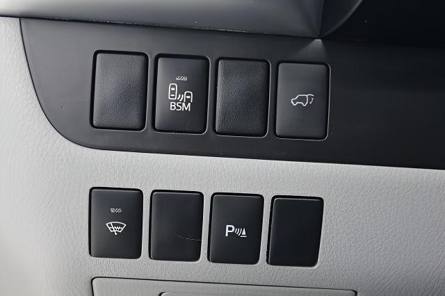 2016 Toyota Highlander Vehicle Photo in Green Bay, WI 54304