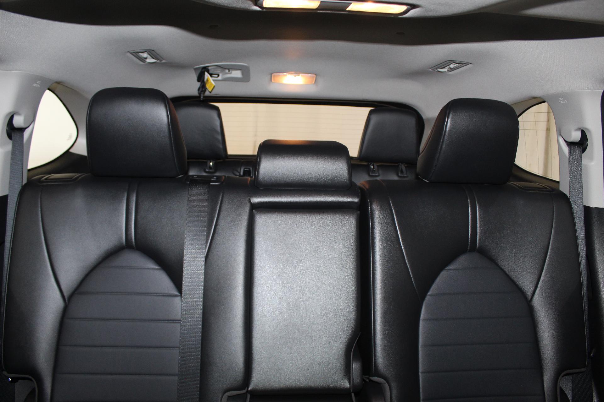 2022 Toyota Highlander Vehicle Photo in NORTHAMPTON, MA 01060-1120