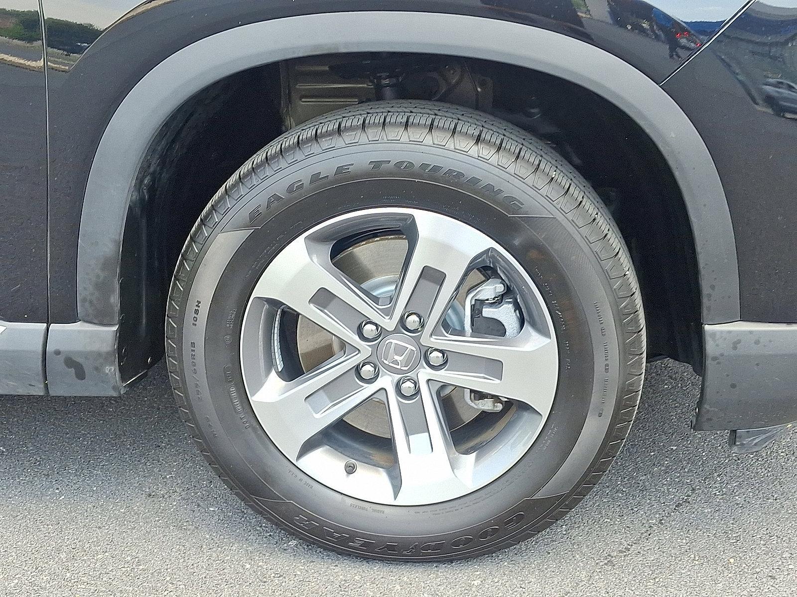 2025 Honda Pilot Vehicle Photo in Harrisburg, PA 17111