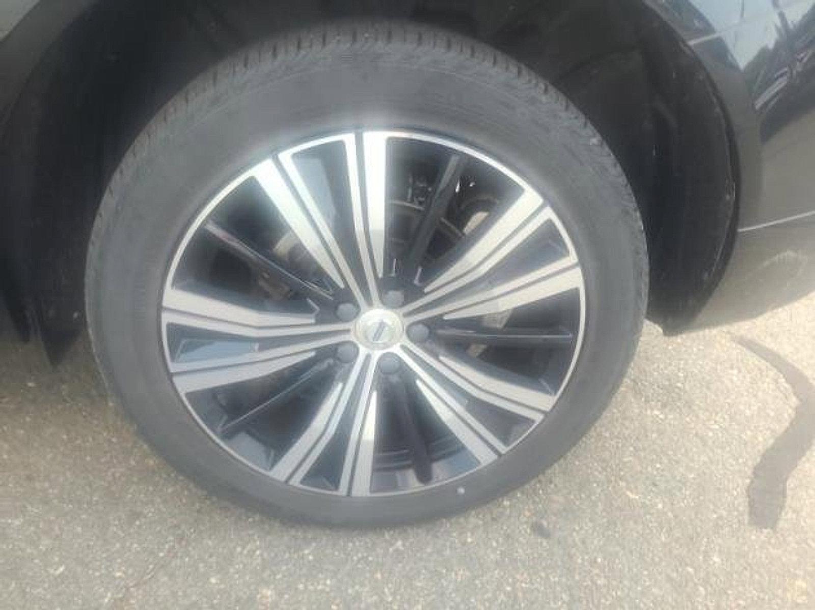 2023 Volvo XC60 Vehicle Photo in Trevose, PA 19053
