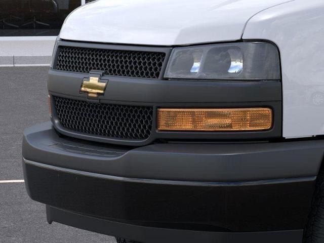2025 Chevrolet Express Commercial Cutaway Vehicle Photo in TOPEKA, KS 66609-0000